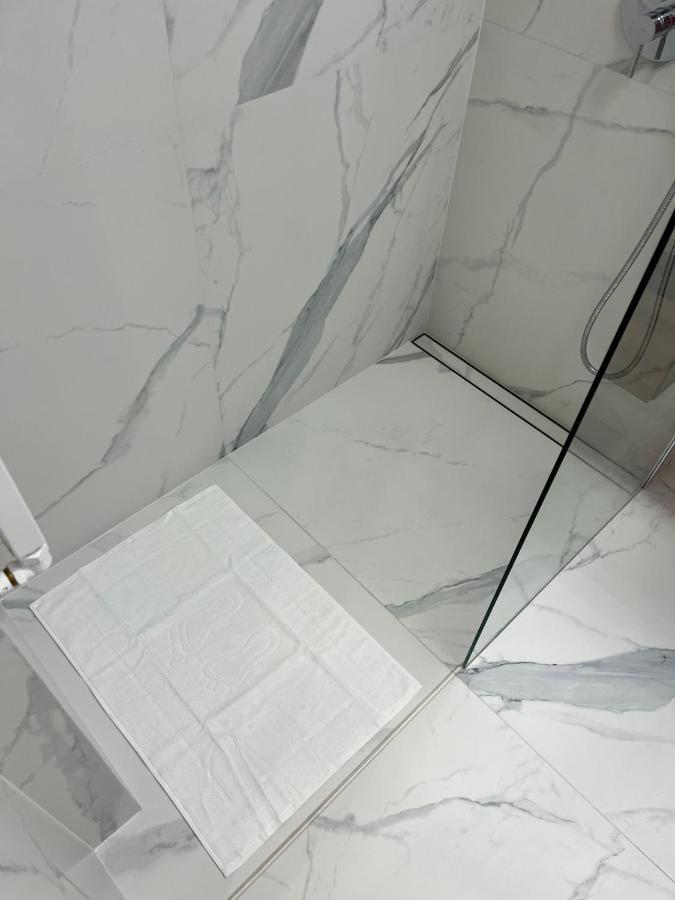 Warsaw Home Suites Esterno foto