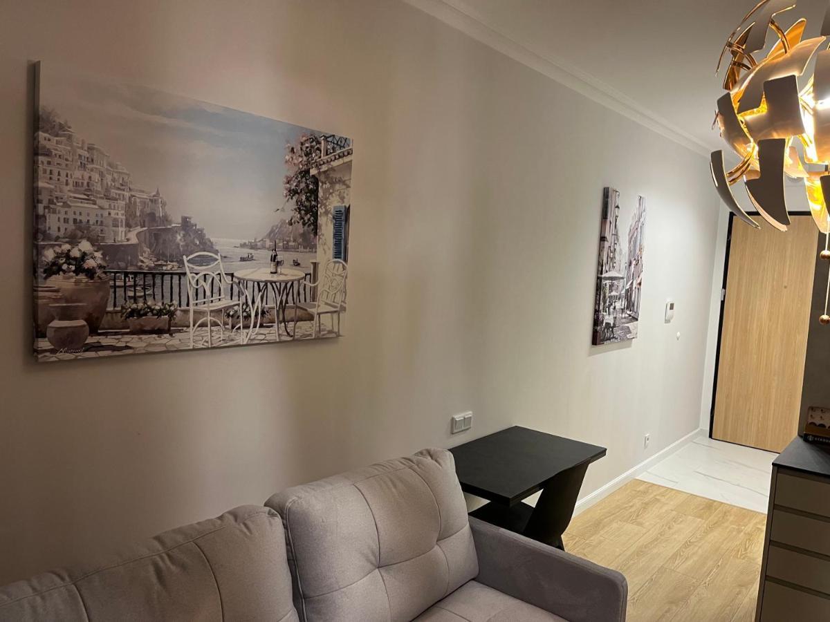 Warsaw Home Suites Esterno foto
