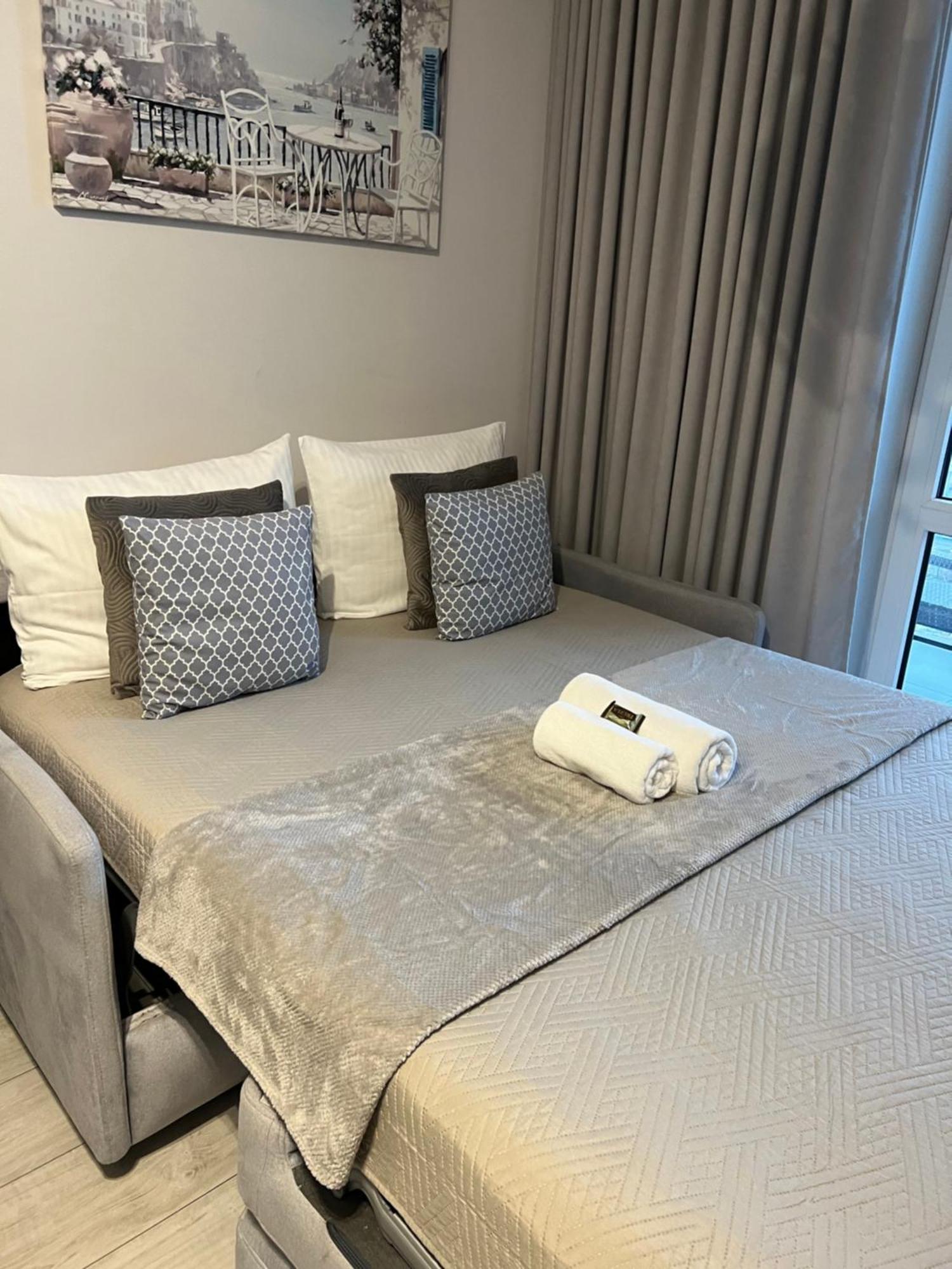 Warsaw Home Suites Esterno foto